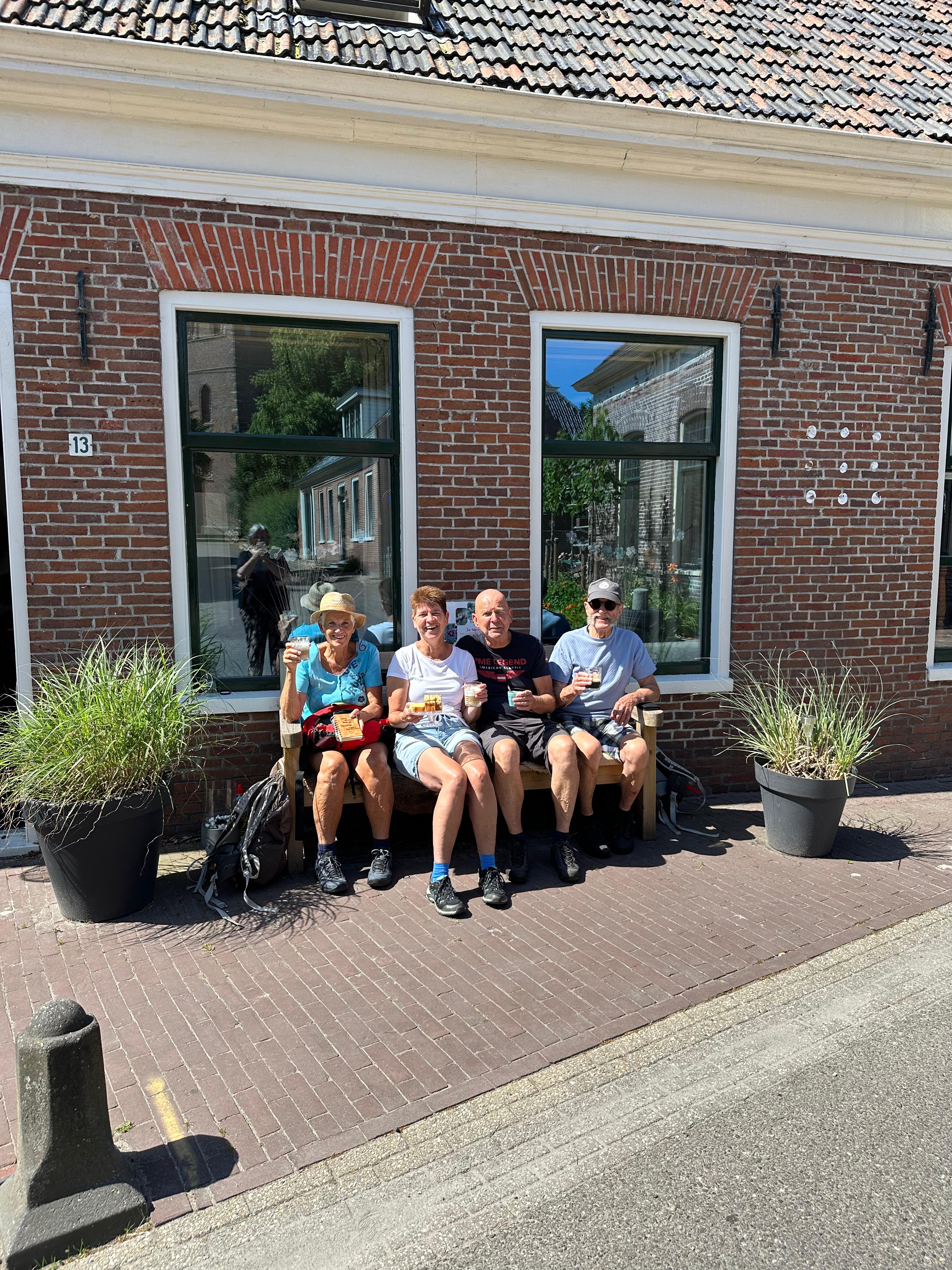 van Pieterburen naar Rolde